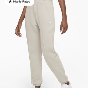 Nike Essential Sweatpants